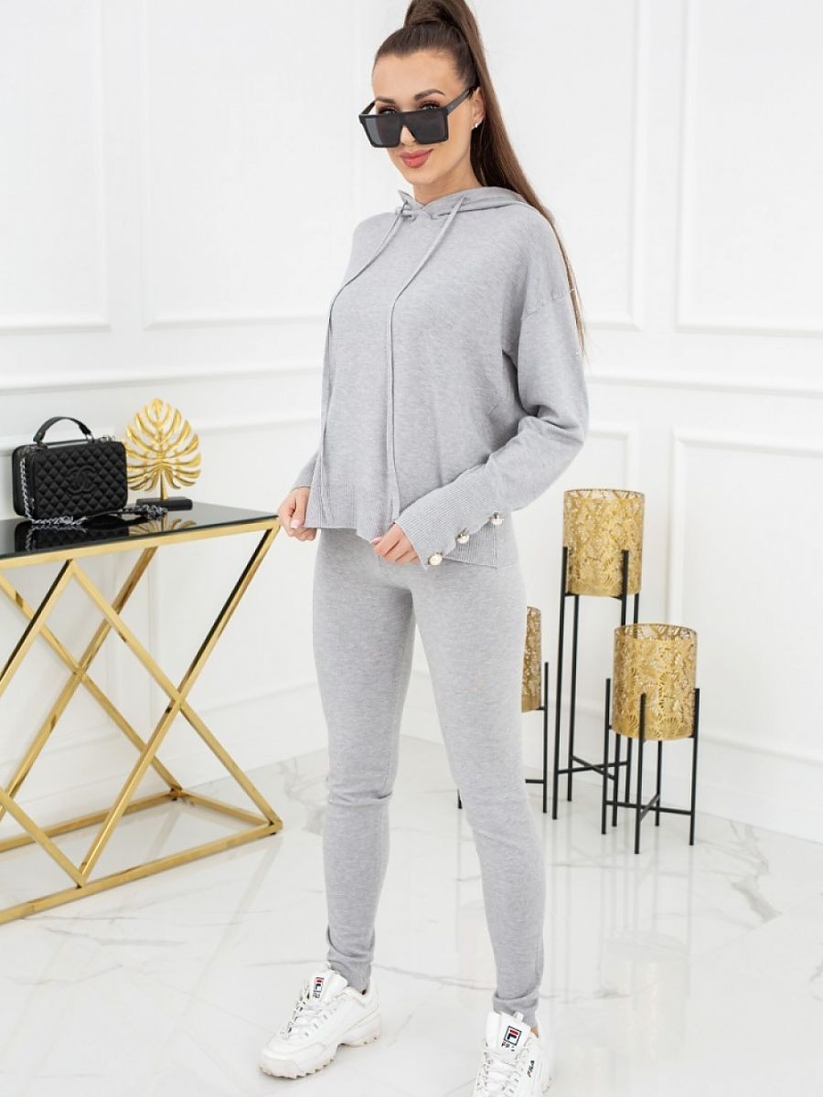 L`ensemble model 152377...