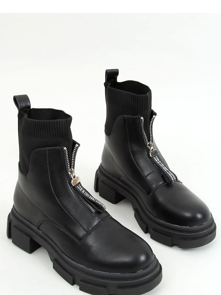 Bottes model 157731 Inello