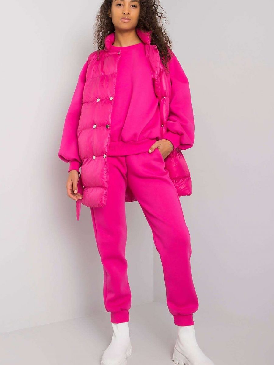 L`ensemble model 160801 Ex...