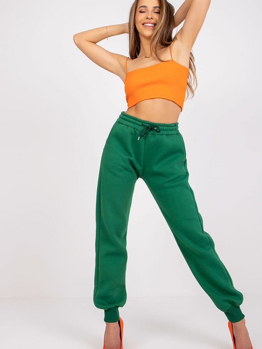 Pantalon survêtement model...