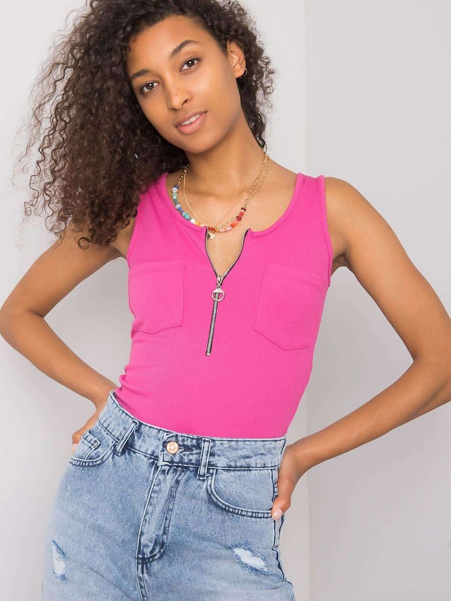 T-shirt model 167384 Italy...