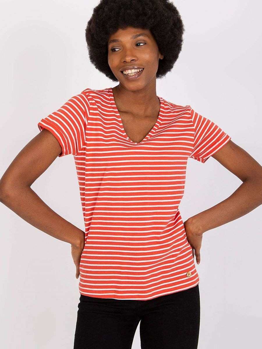 T-shirt model 168044...