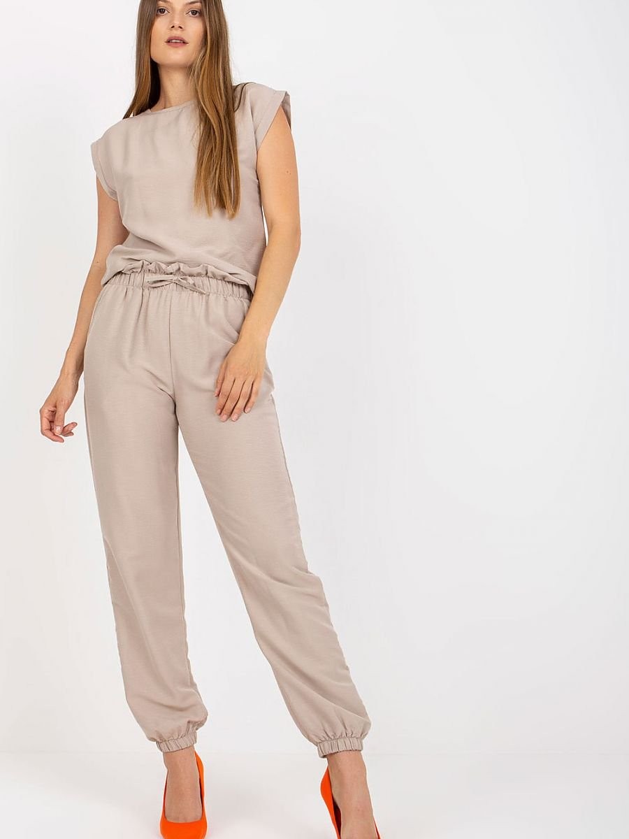 L`ensemble model 168190 Rue...