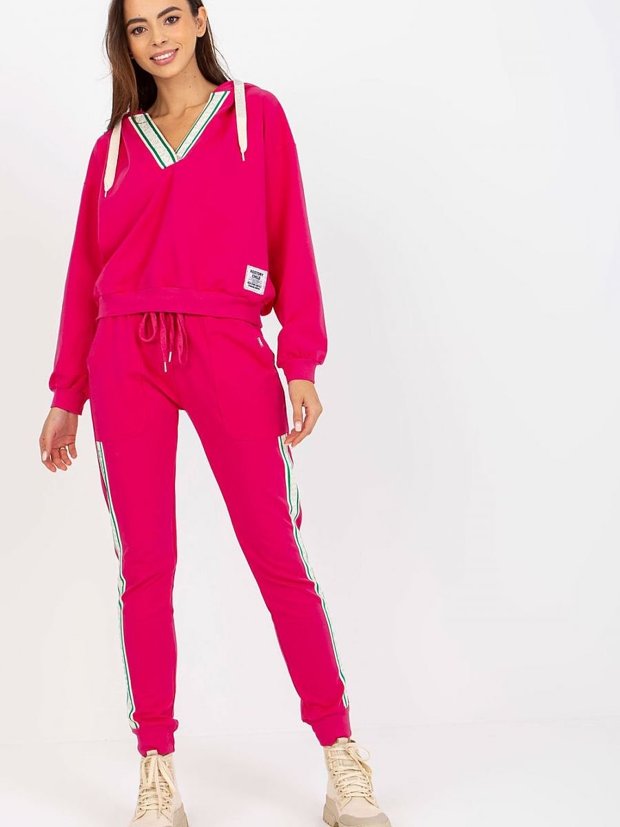 L`ensemble model 172724...