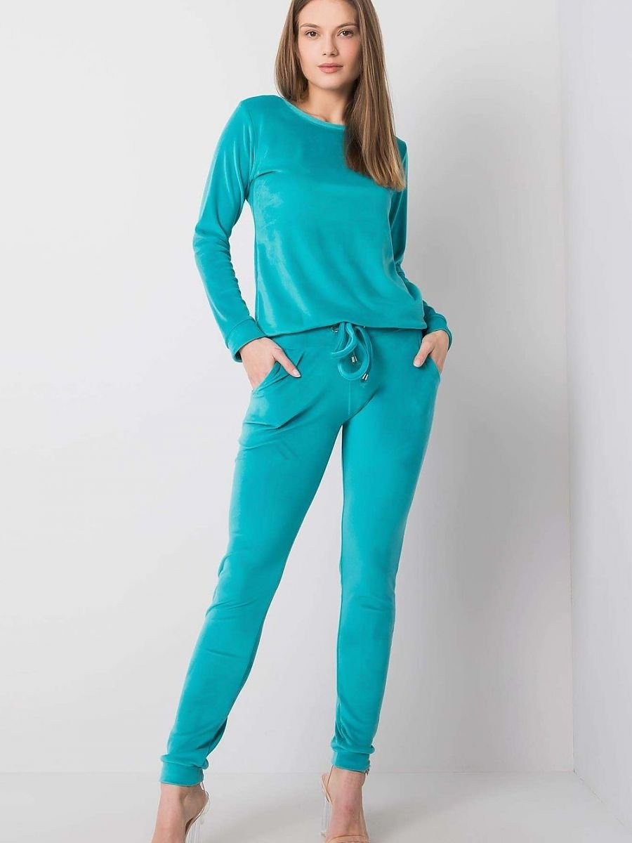 L`ensemble model 175108 Rue...