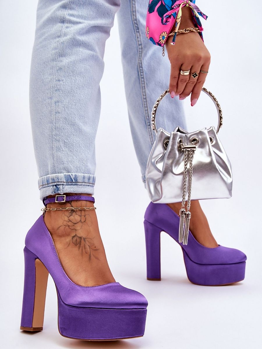 Escarpins talon large model...