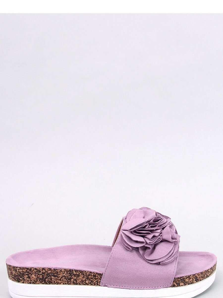 Clacquettes model 180703...