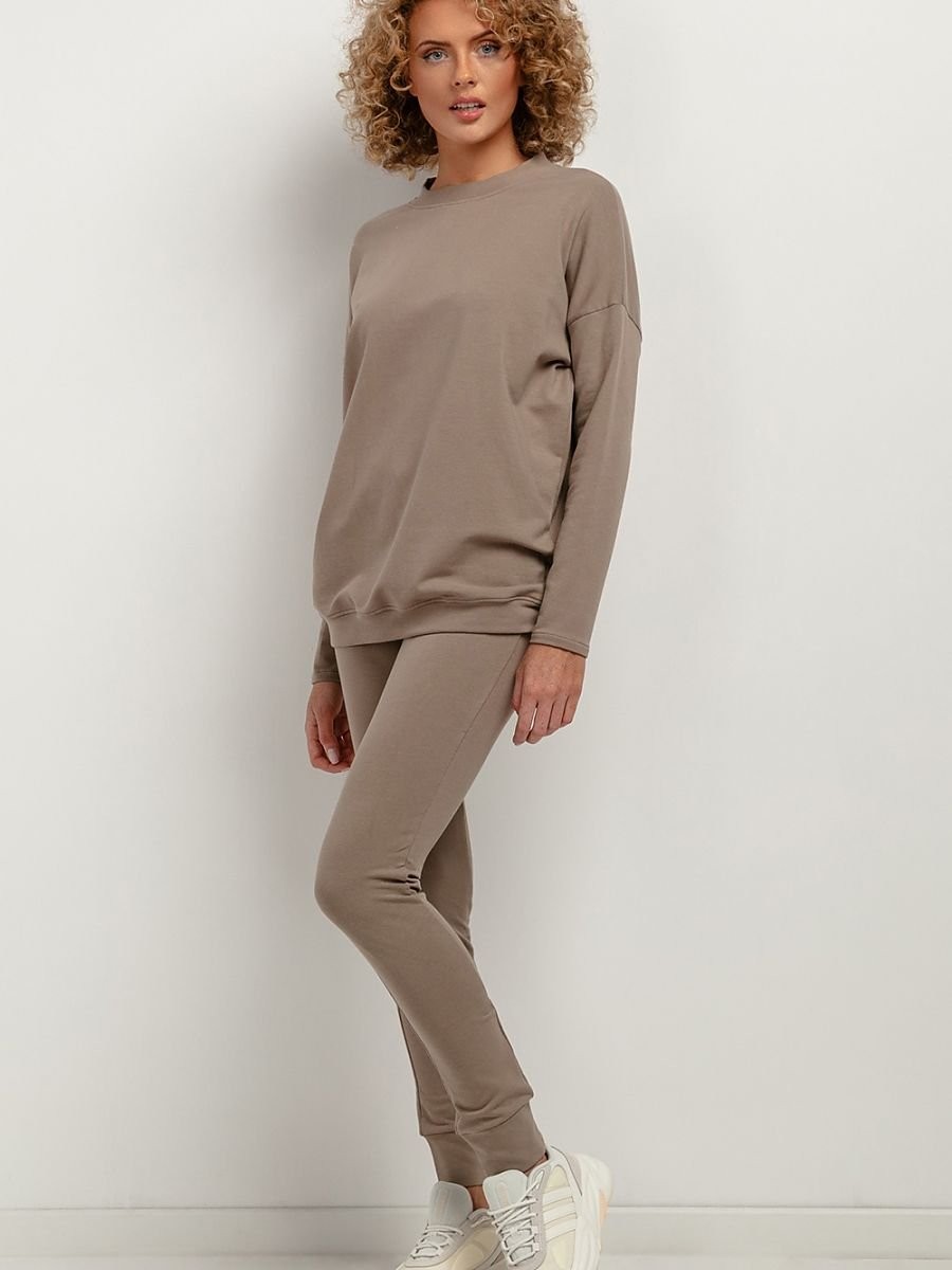 Pantalon survêtement model...