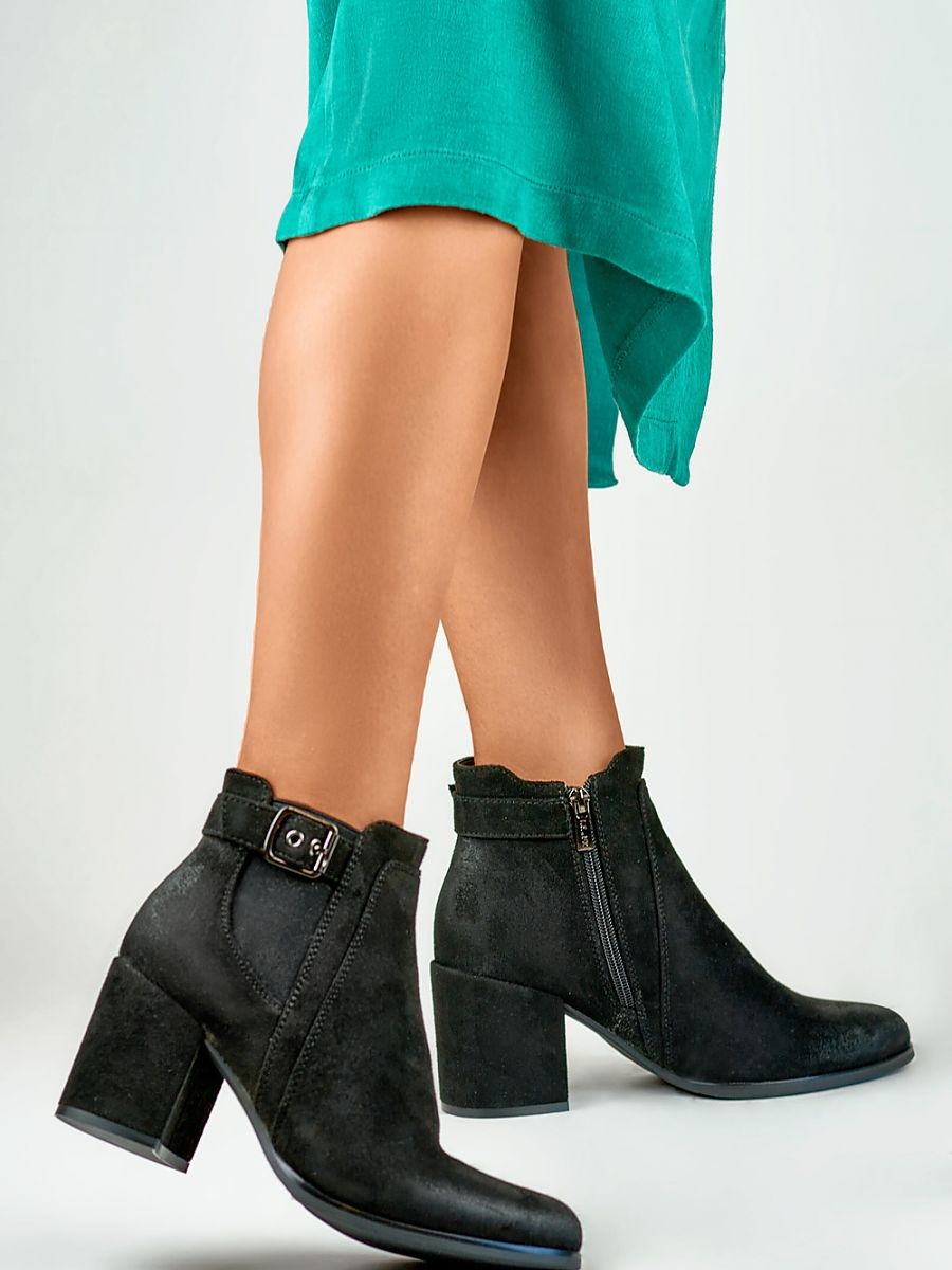 Bottes à talons model...