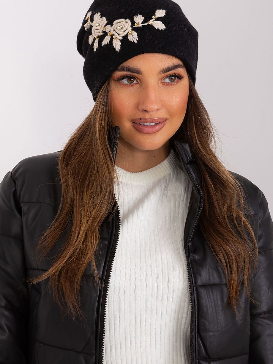 Bonnet model 187548 AT