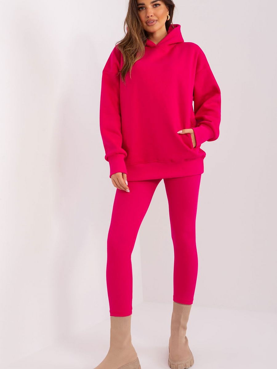 L`ensemble model 191252...