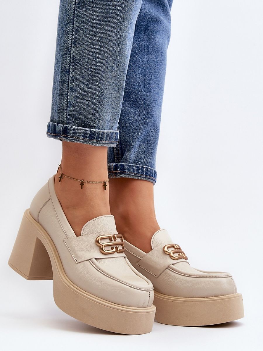 Chussures basses à talons...