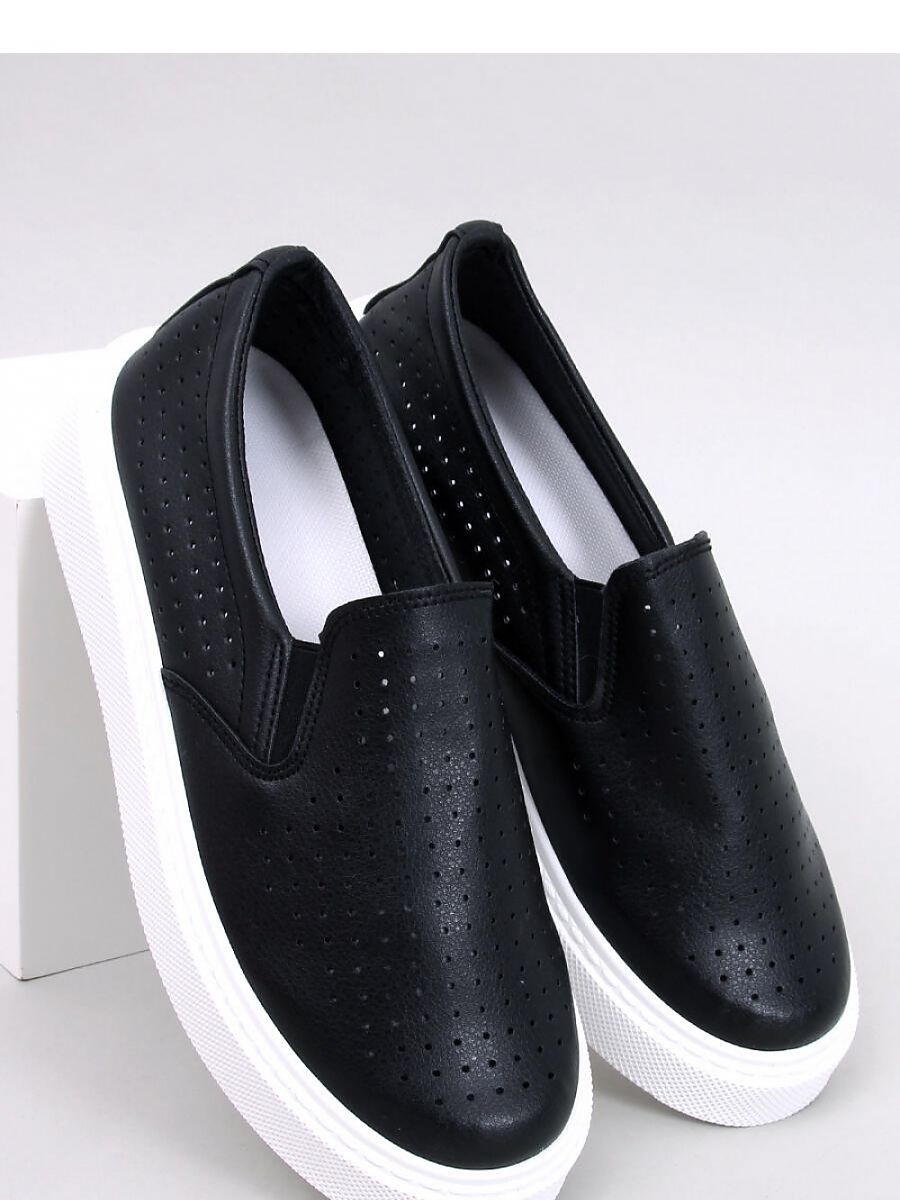 Slip-on model 192608 Inello