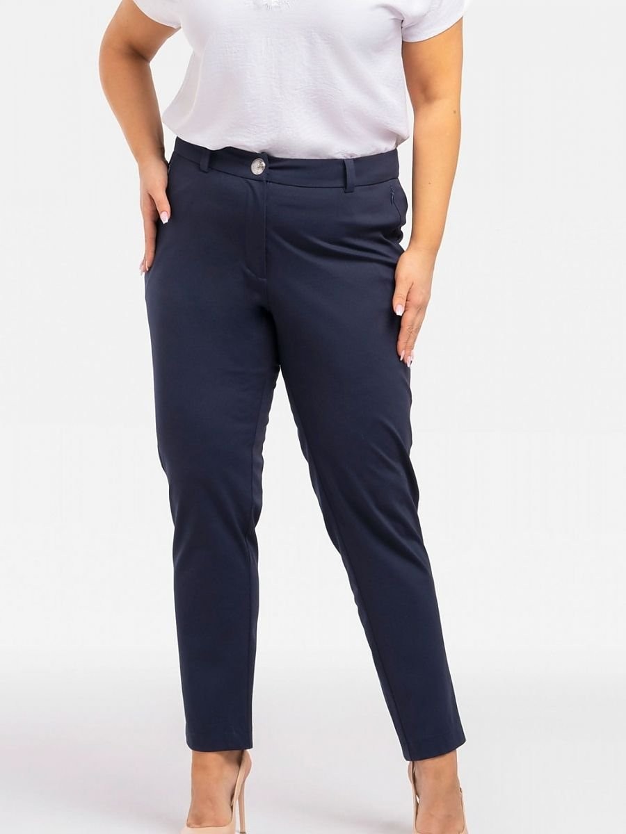 Pantalon taille plus model...