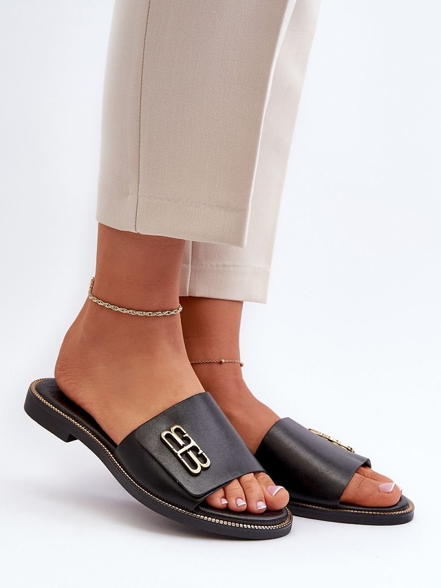 Clacquettes model 195426...