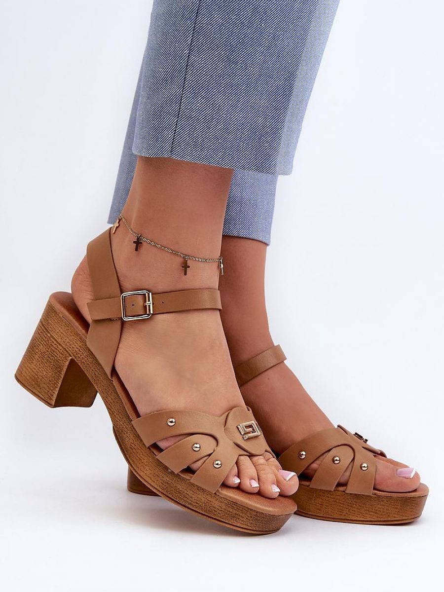 Sandales à talons model...