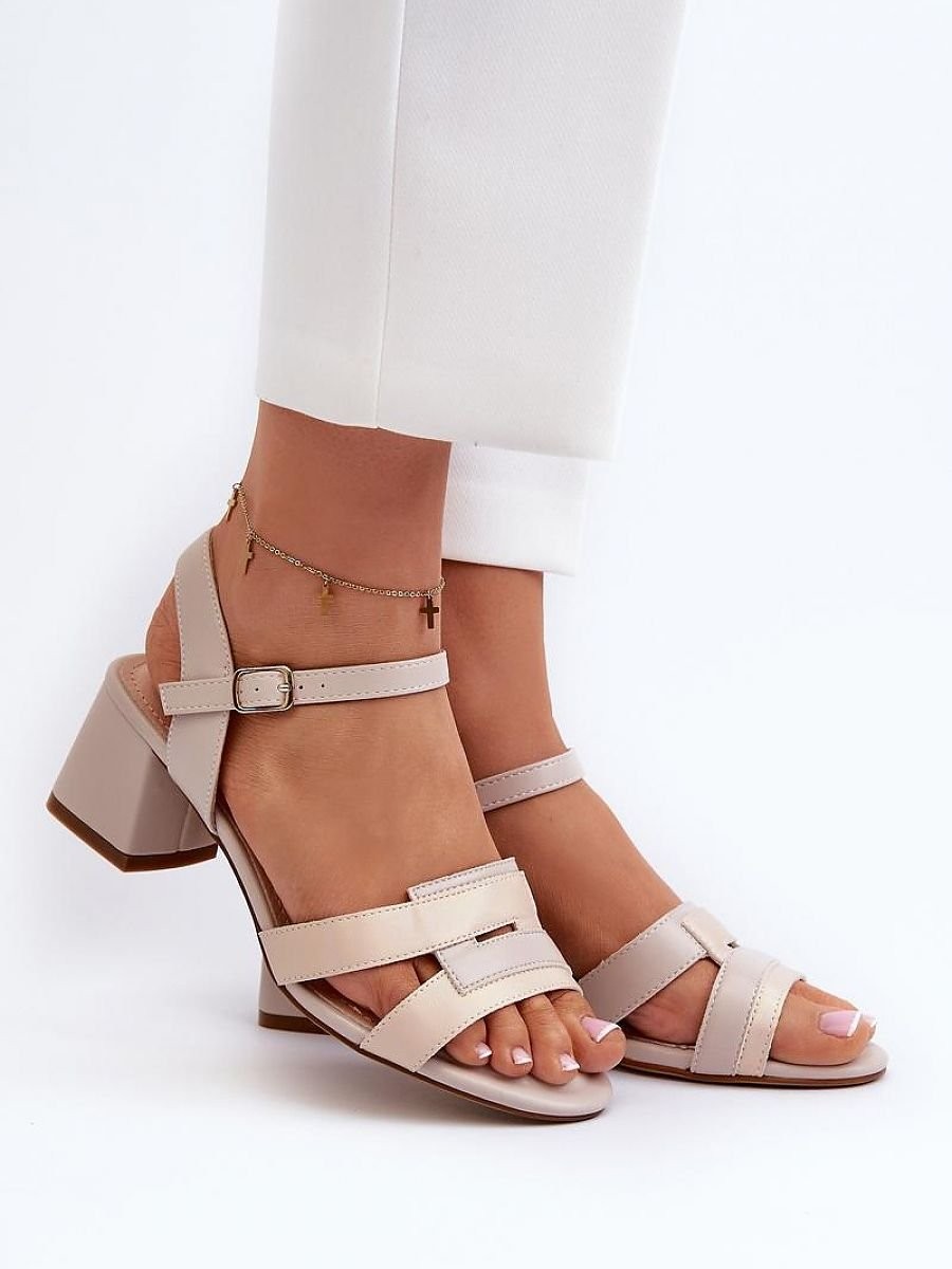 Sandales à talons model...