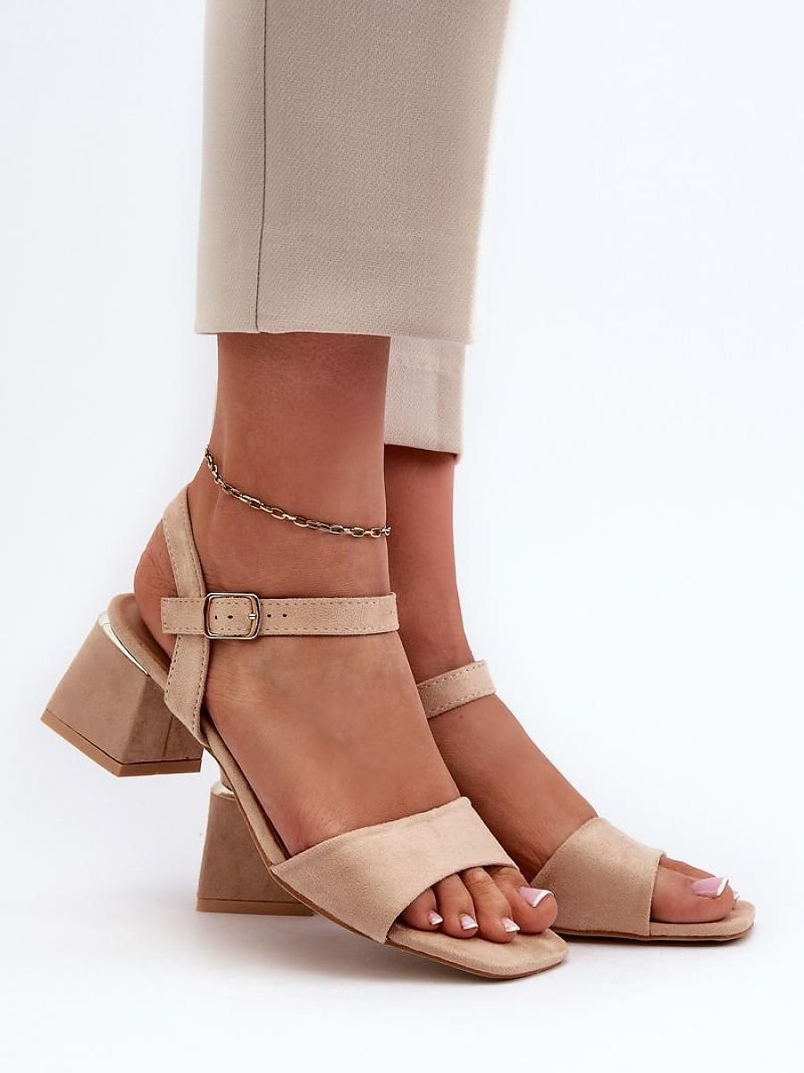 Sandales model 197593 Step...