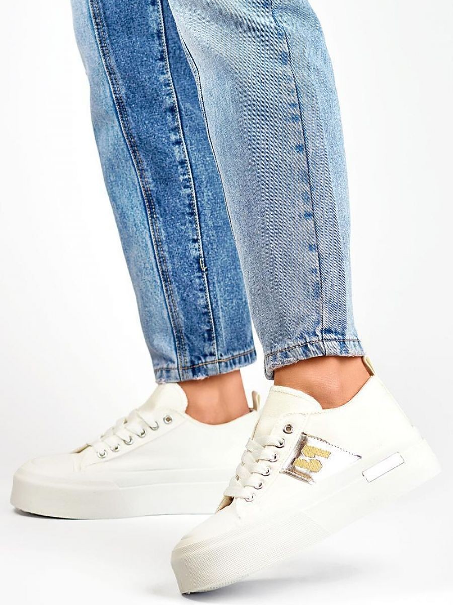 Baskets model 197979 PRIMO