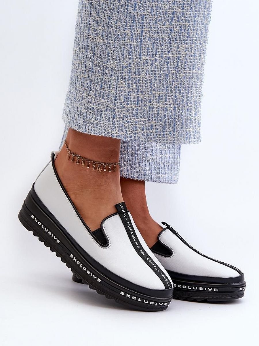 Chaussures Basses model...