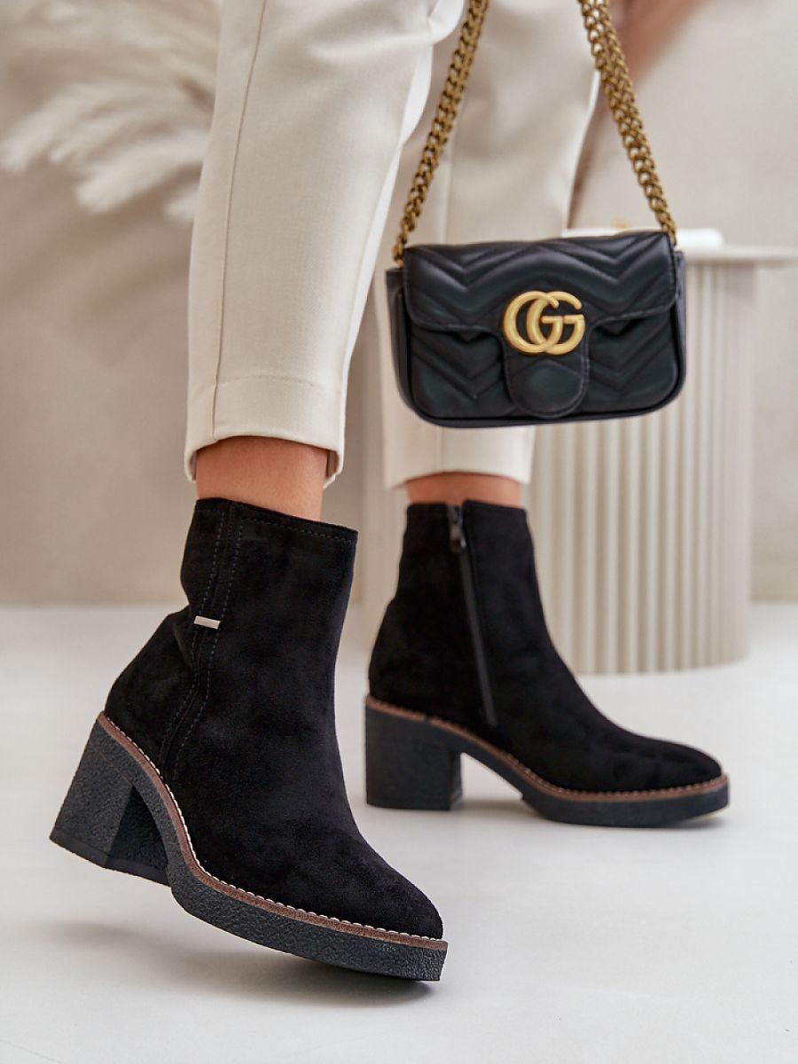 Bottes à talons model...