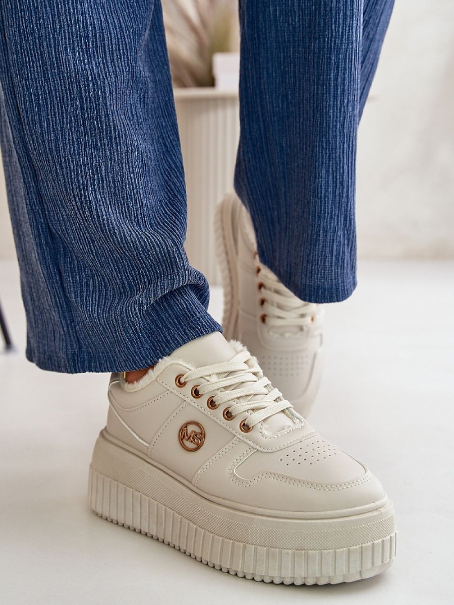 Chaussures de sport model...