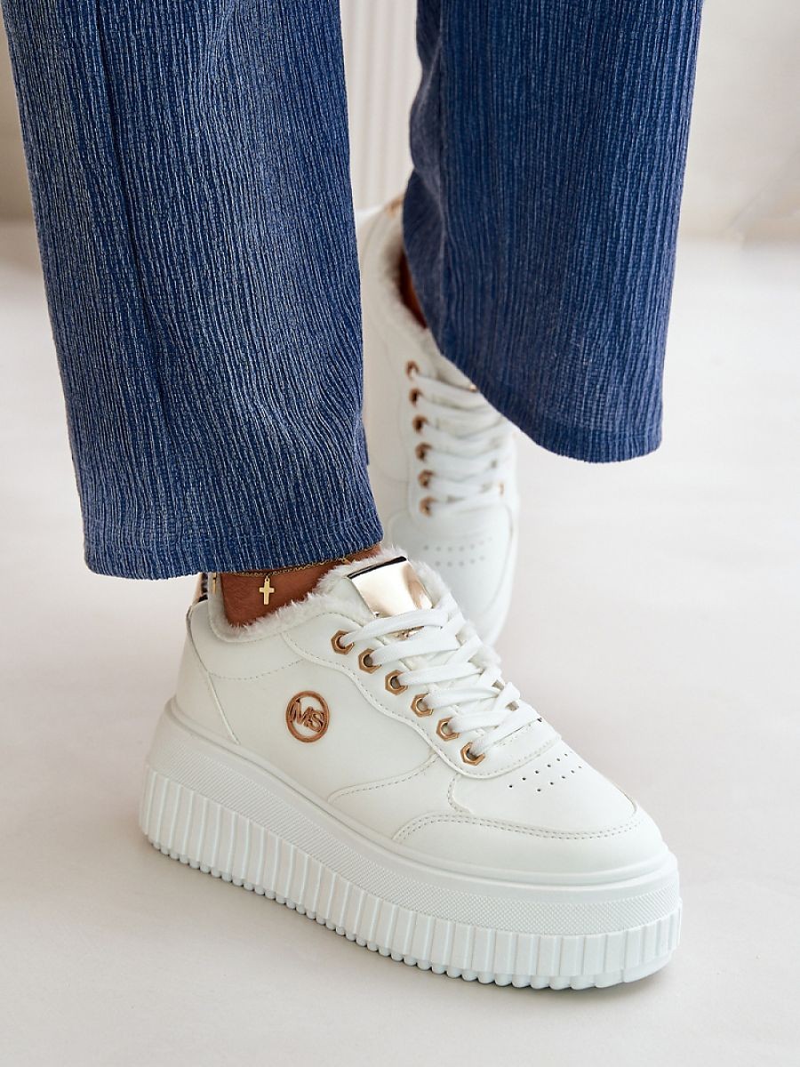 Chaussures de sport model...