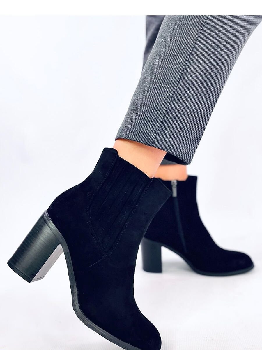 Bottes à talons model...