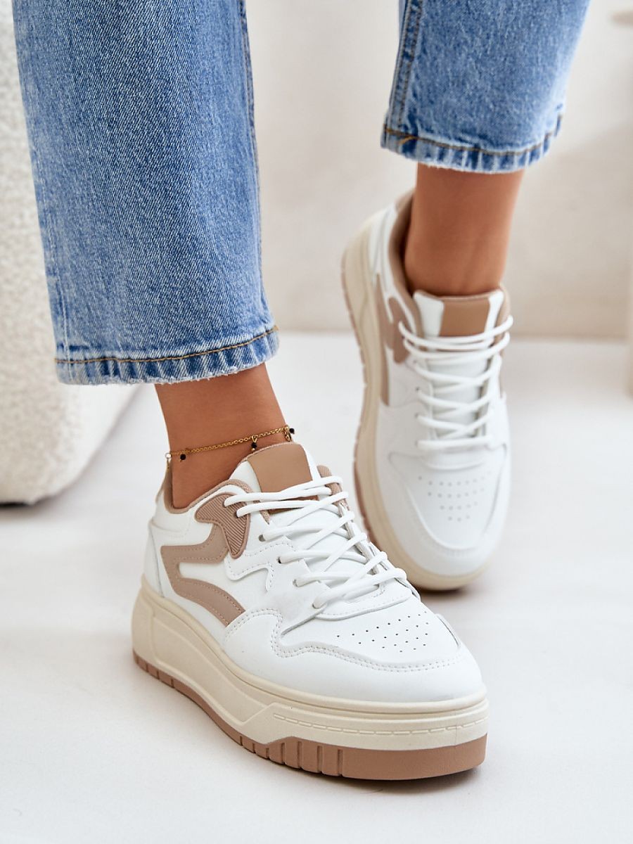 Chaussures de sport model...
