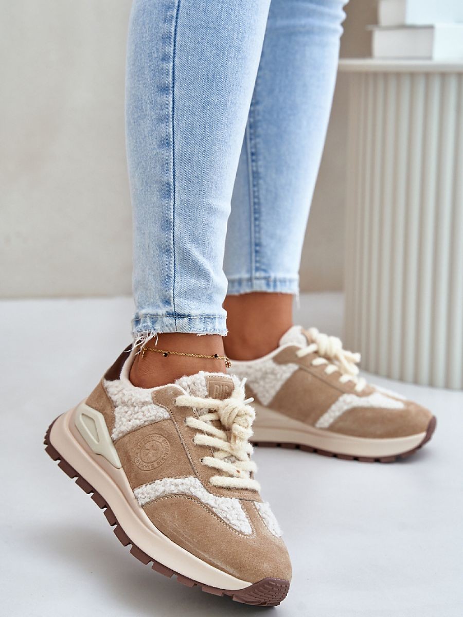 Chaussures de sport model...