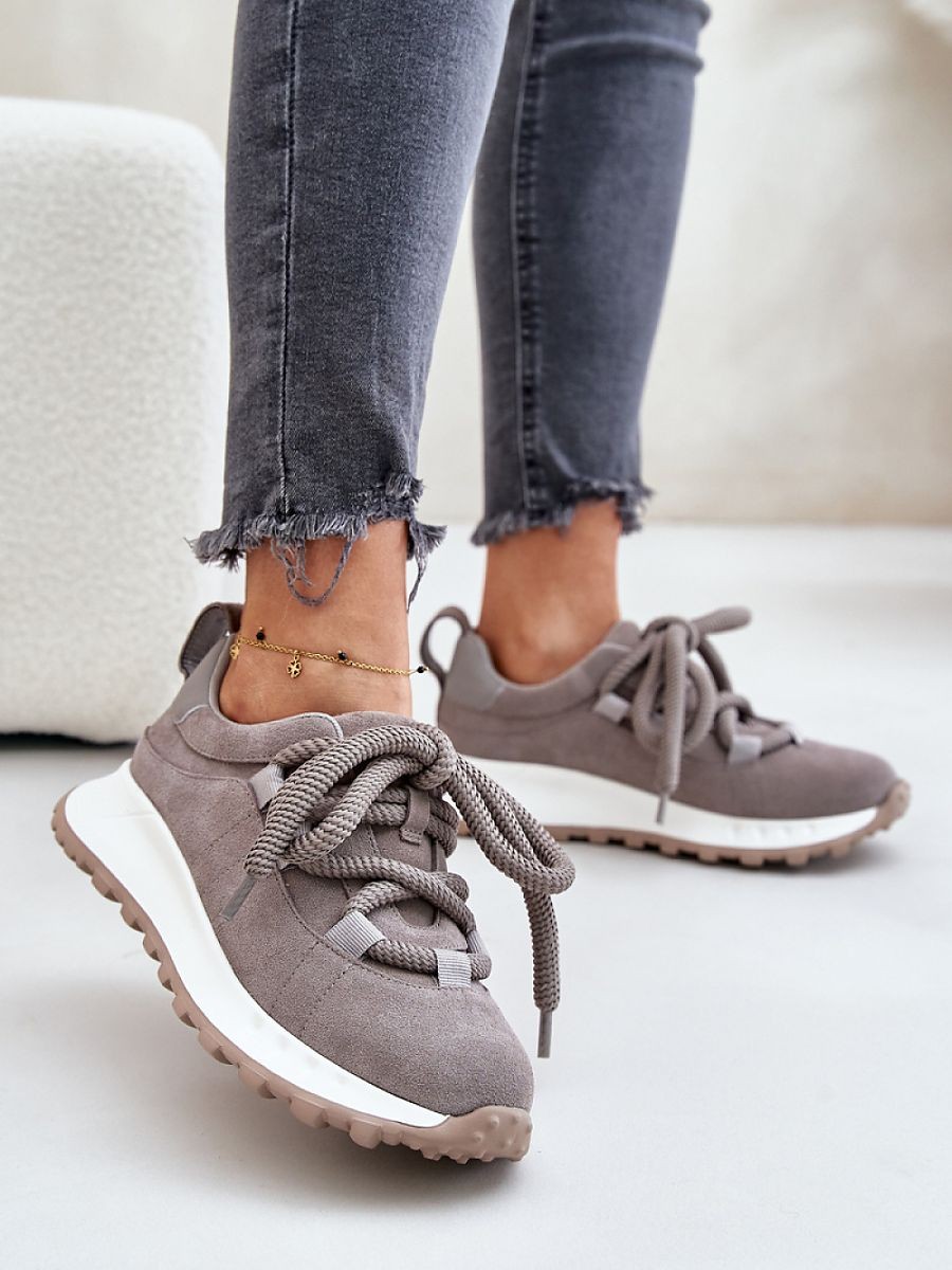 Chaussures de sport model...