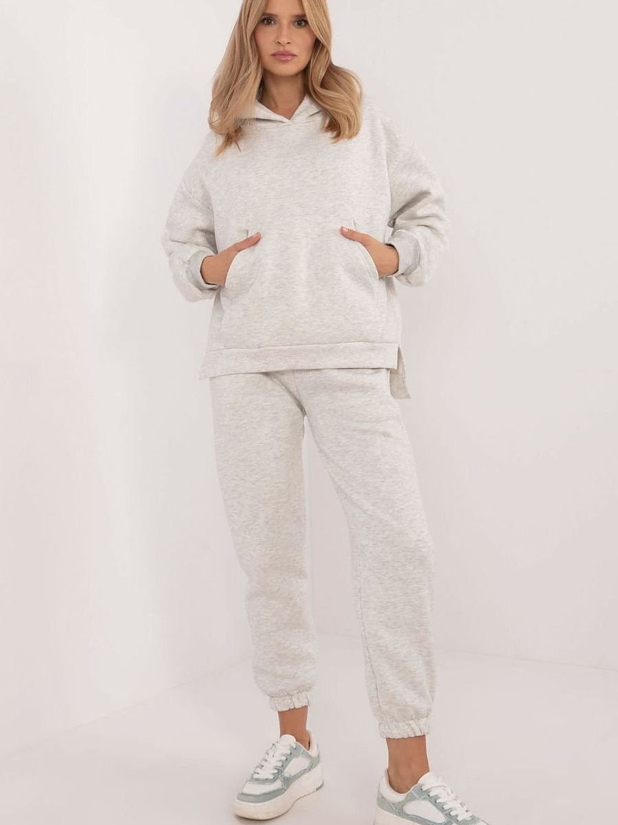 L`ensemble model 202079...