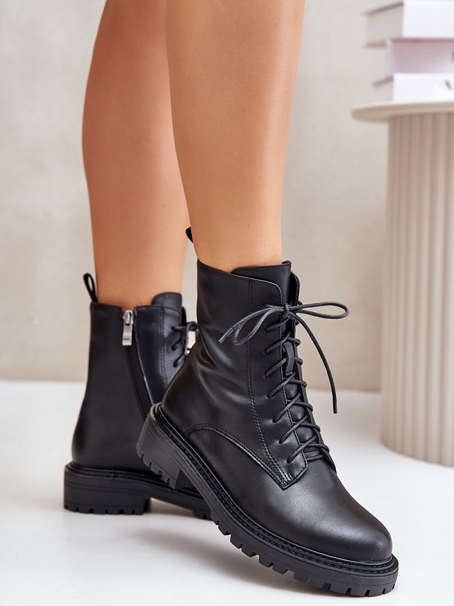 Bootie model 202131 Step in...