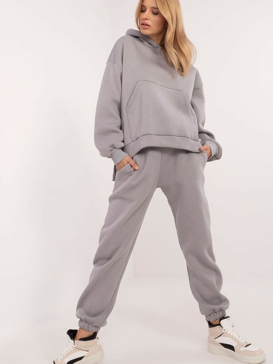 L`ensemble model 202281...