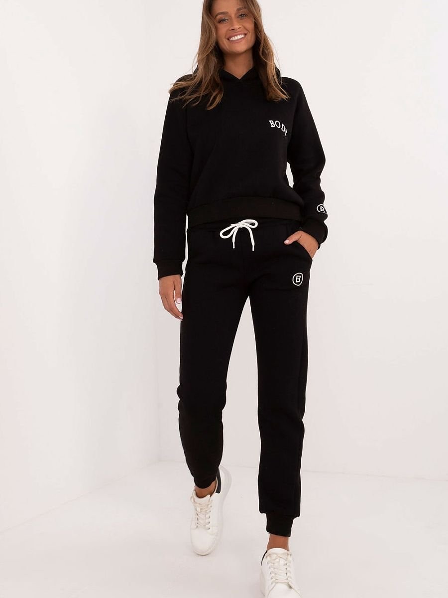 L`ensemble model 202326...