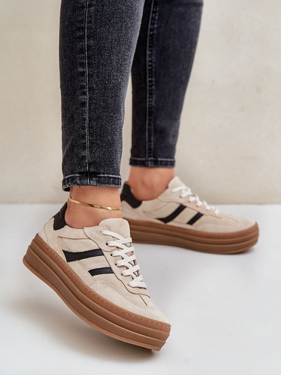 Chaussures de sport model...