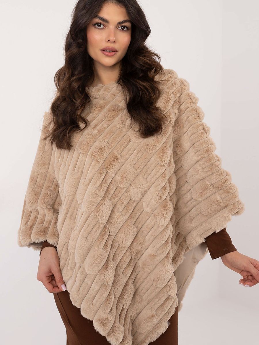 Poncho model 203663 AT
