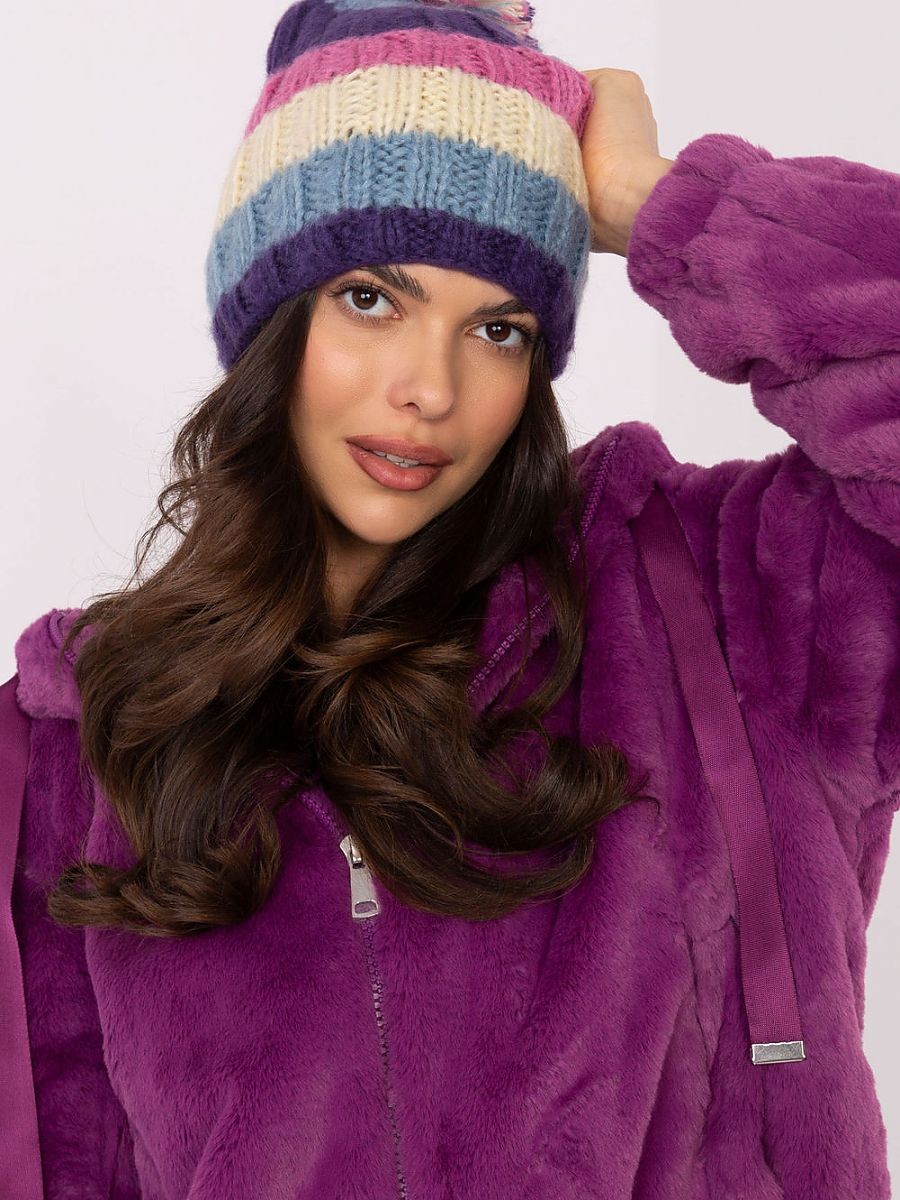 Bonnet model 203837 AT