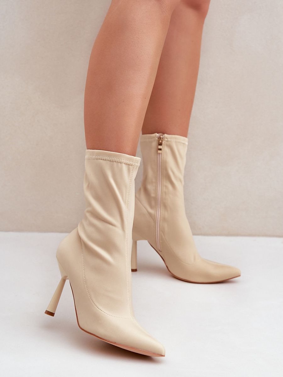 Bottes à talons model...