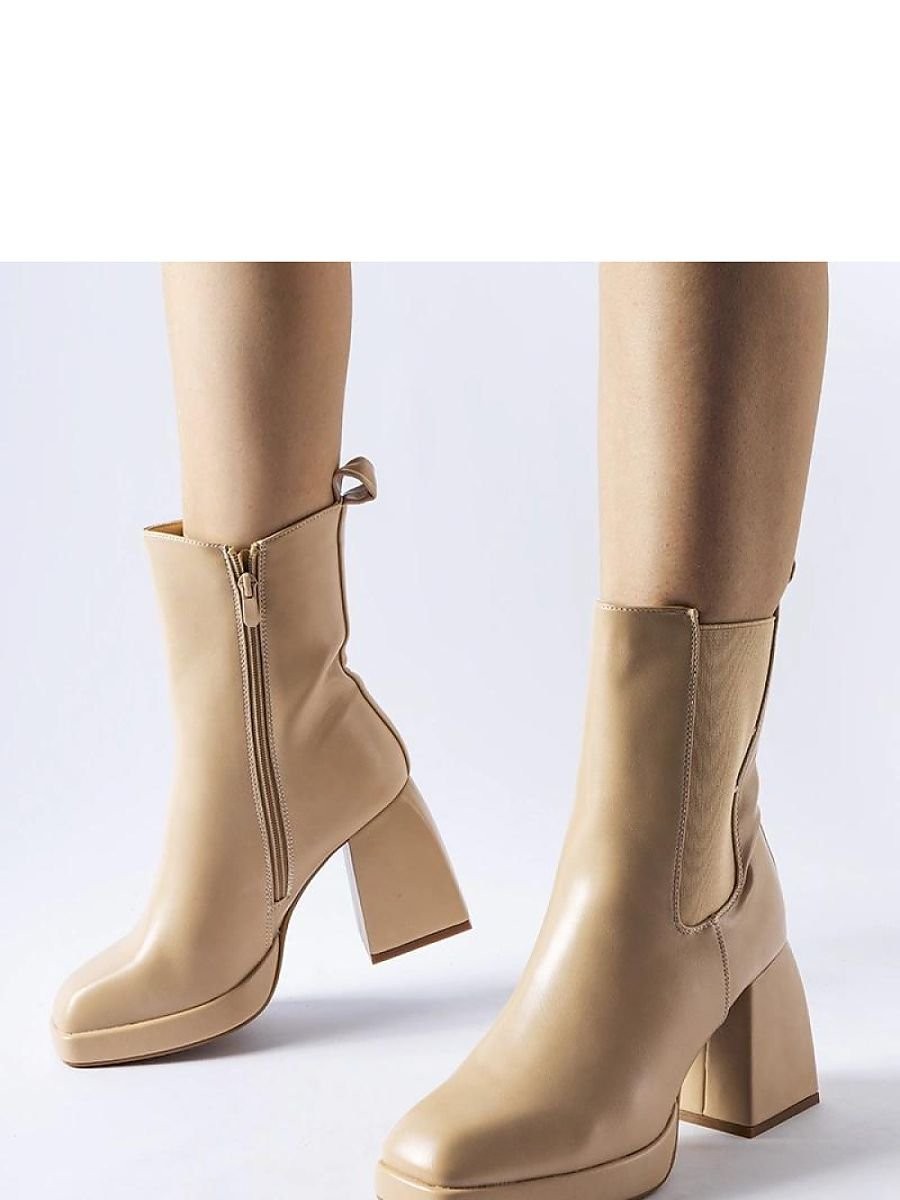 Bottes à talons model...