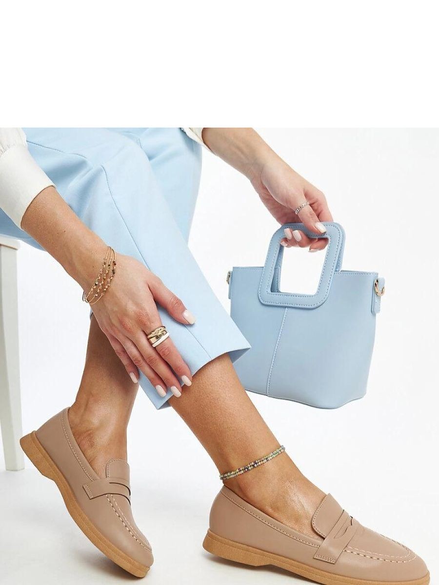 Chaussures Basses model...