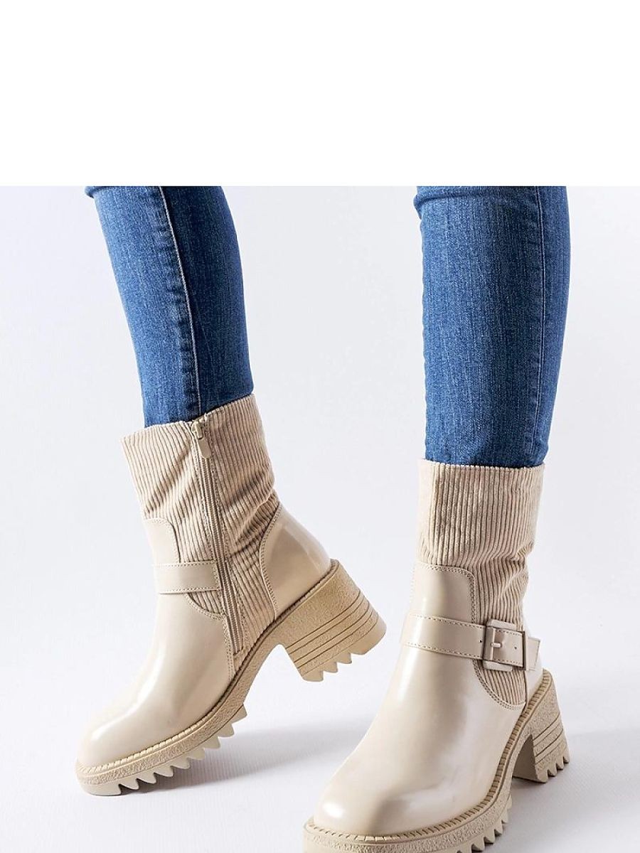 Bottes à talons model...