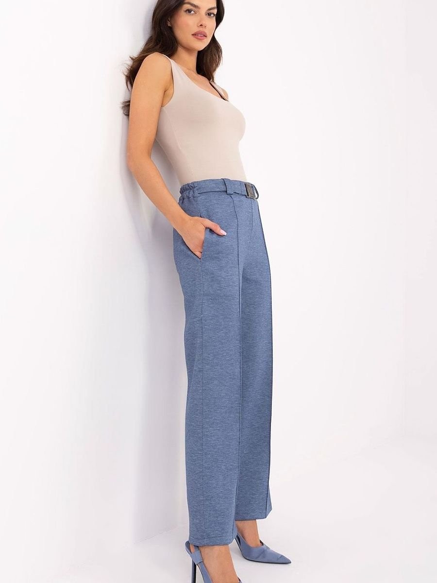 Pantalon survêtement model...