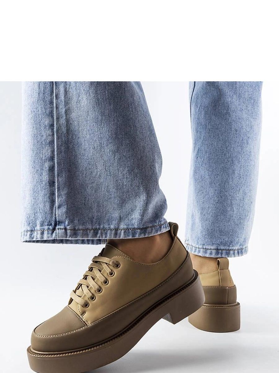 Chaussures Basses model...