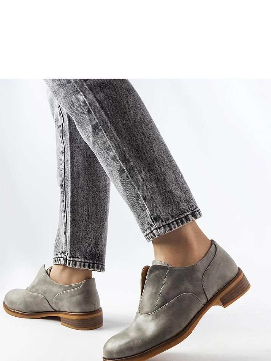 Chaussures Basses model...