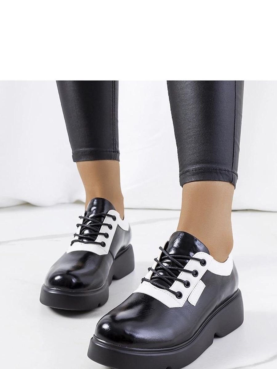 Chaussures Basses model...