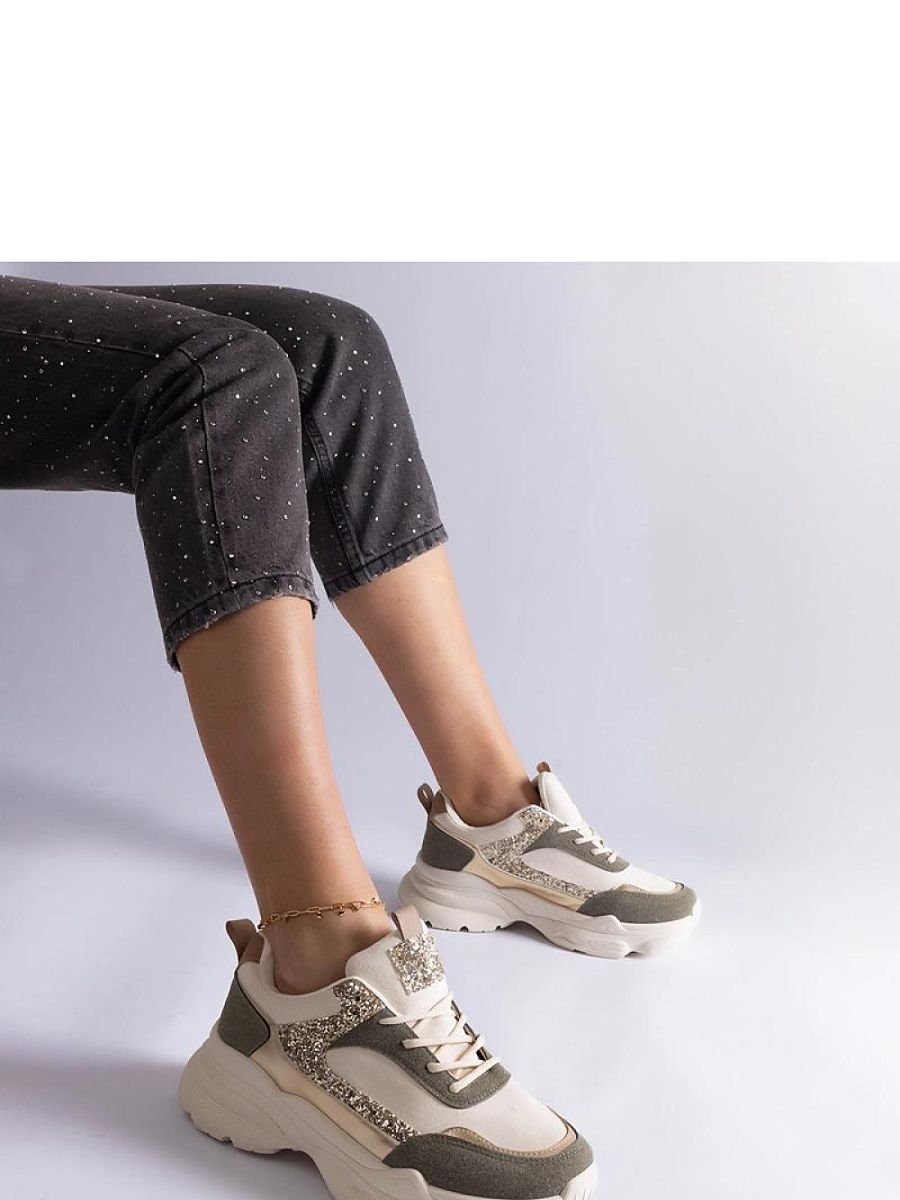 Baskets model 207154 Solea