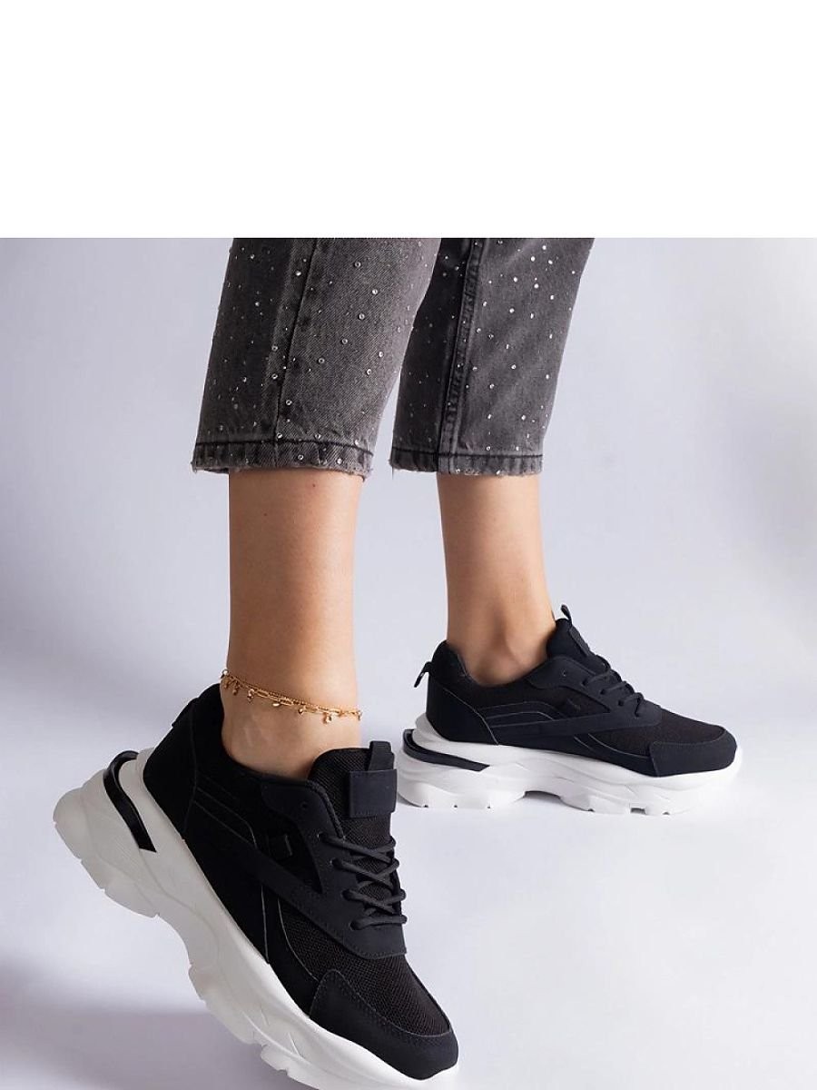 Baskets model 207184 Solea