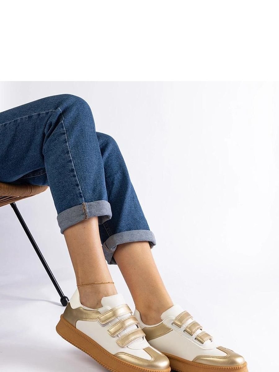 Baskets model 207186 Solea