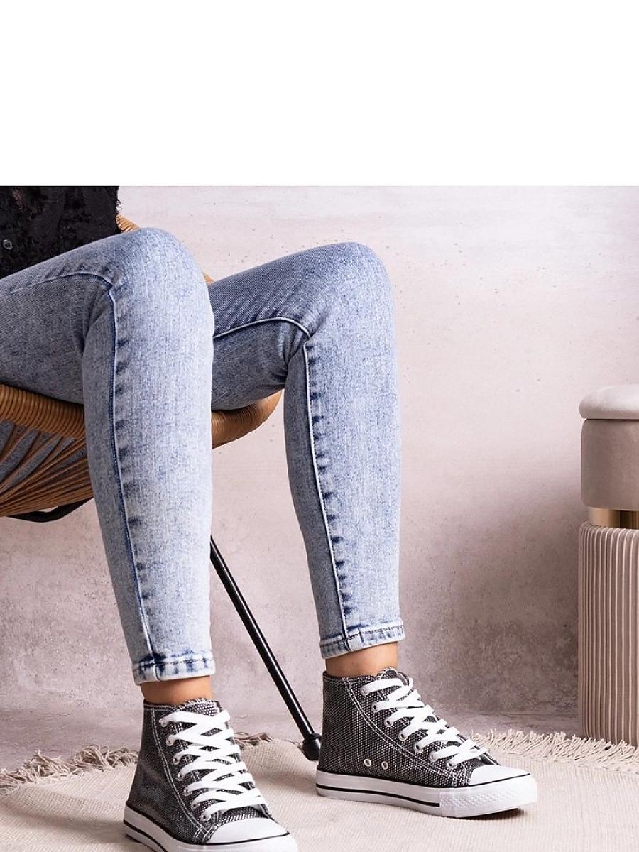 Baskets model 207212 Solea